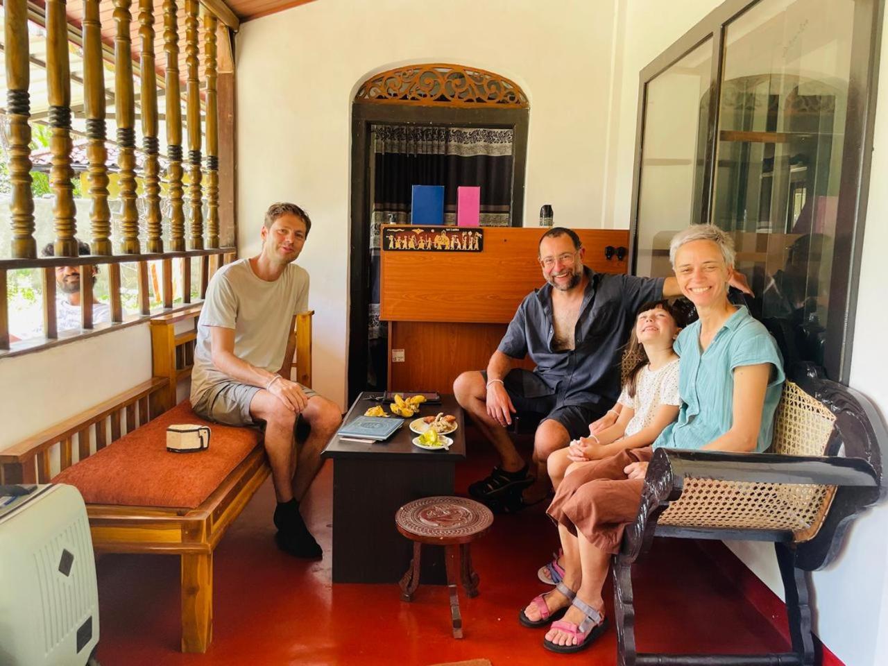 Lake Classical Guest House Kandy Zewnętrze zdjęcie